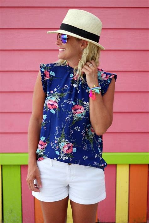 35 Newest Summer Beach Outfits Ideas For Women 2019 Summer Outfits