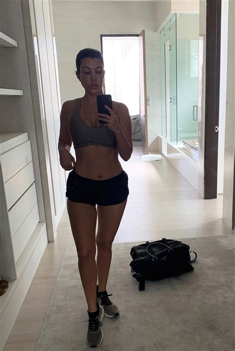 the full body workout kourt starts her week with poosh