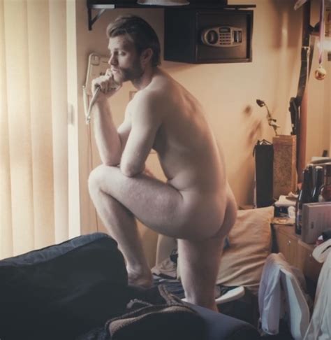 Adam Ma Ura Nudo L Attore Slovacco Mostra Pisello E Palle Bitchyx