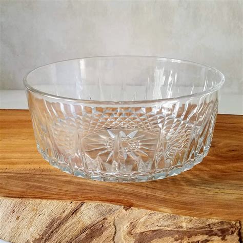Arcoroc Glass Bowl French Glass Serving Bowl With Starburst Pattern Vintage Fruit Bowl