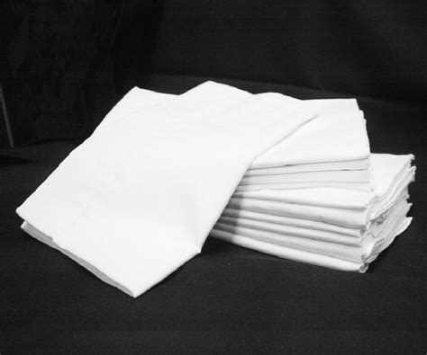 The queen pillow is a good choice for someone who tosses and turns because it gives you lots of room on each side of your head. 24 (2 dozen) WHITE HOTEL PILLOW CASES STANDARD SIZE ...