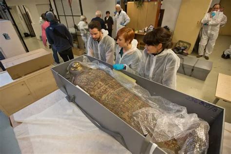discovery of the world s first pregnant egyptian mummy shocked the scientists