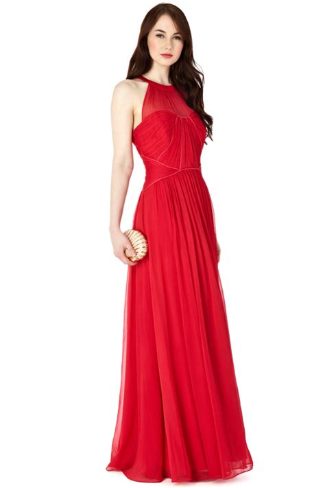 You Shall Go To The Ball How To Find The Perfect Graduation Ball Dress