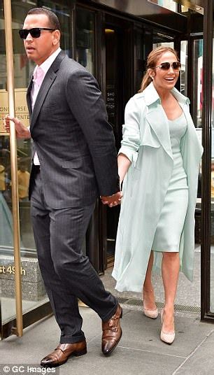 Jennifer Lopez And Alex Rodriguez Hold Hands In New York Daily Mail