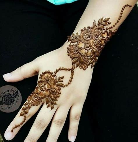Pin By Aria Desai On Designing Henna Mehndi Designs Hand Mehndi
