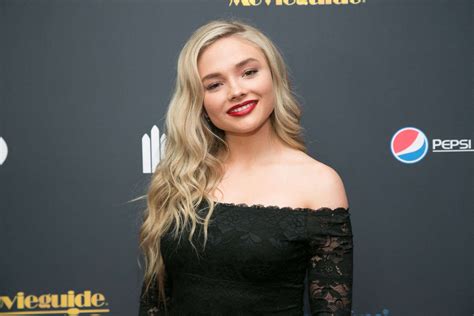 Natalie Alyn Lind 25th Annual Movieguide Awards 10 Gotceleb