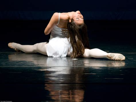 Ballet Inspi Splits Raellarina Philippines Best Blog Interior Design And Lifestyle