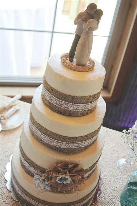 Burlap And Lace Wedding Cake Wedding Day Pinterest