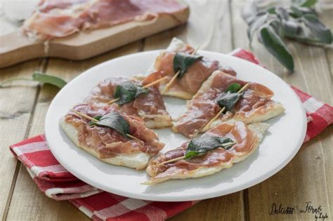 She is known for her work on lidia celebrates america (2011), lidia's italy (2007) and lidia's kitchen (2013). Ricetta dei Saltimbocca di pollo, con prosciutto crudo e ...