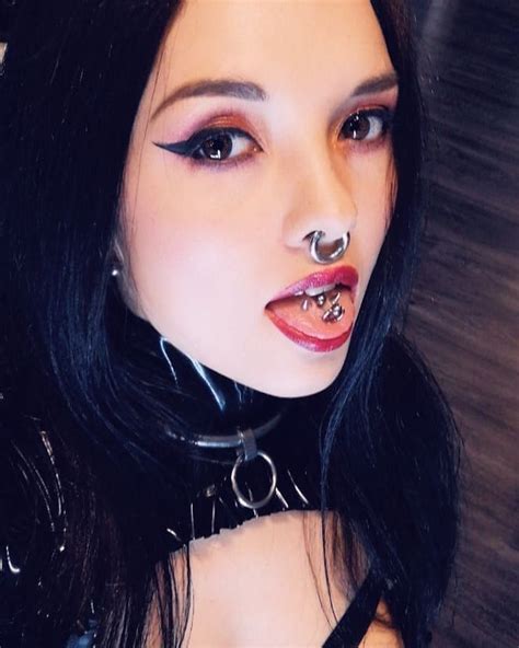 Sophie Elodie sophie x elodie Photos et vidéos Instagram Unique body piercings Crazy