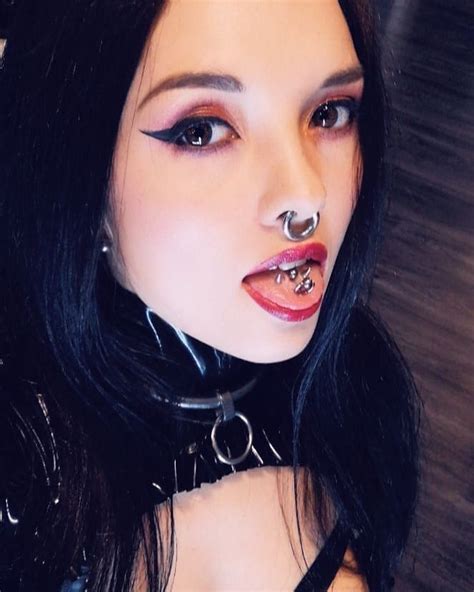 Crazy Piercings Unique Body Piercings Septum Piercings Septum Ring Generation Z Black Goth