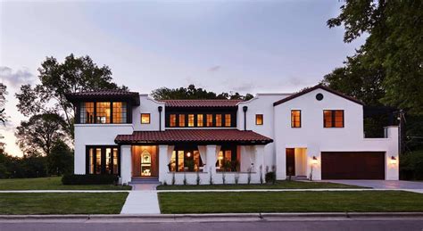 Modern Mediterranean Home On The Bluffs Overlooking The Mississippi