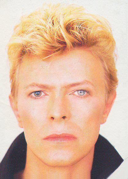 Der pop messias betritt den schwarzen stern. those eyes | David bowie, Bowie eyes, Bowie