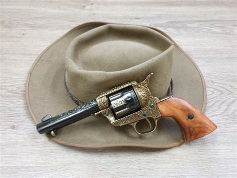 Engraved Colt 45 Presentation Model Collectors Armoury