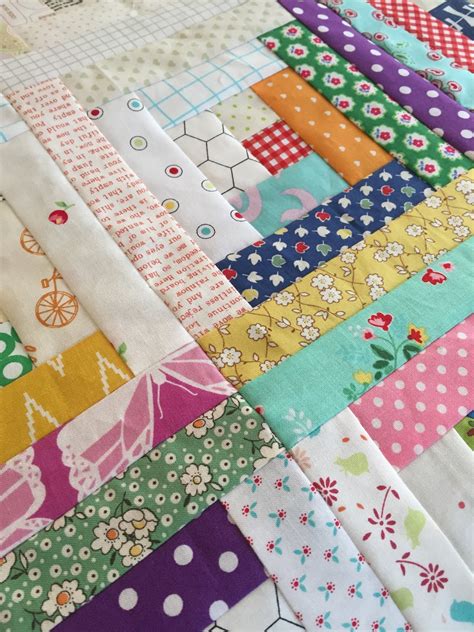 Although the quilt patterns can often appear to be exceedingly complex this pattern is very easy to create. Gigi's Thimble: Scrap Quilt Challenge + My Scrappy Log ...