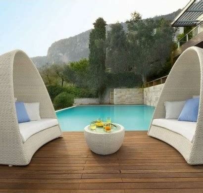 Und in ruhigen momenten alleine ist es möglich, sich auf der gartenlounge vollständig auszustrecken. Garten Lounge Möbel: So kosten Sie die Sommerzeit voll aus!