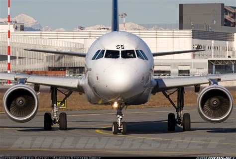 Airbus A320 216 Air One Aviation Photo 2376202