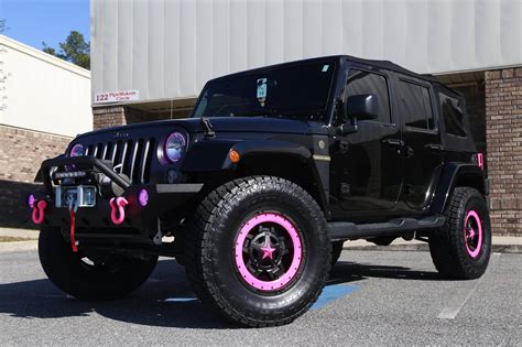 2016roughcountryliftedjeepwranglerjkukmcrockstarpinkleds3