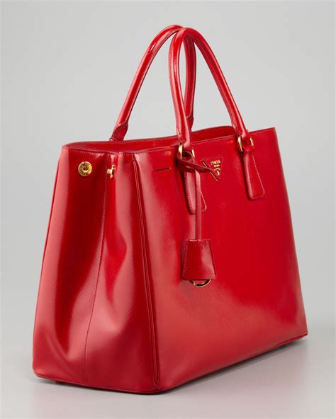 Prada Saffiano Vernice Gardeners Tote Bag Rosso In Red Lyst