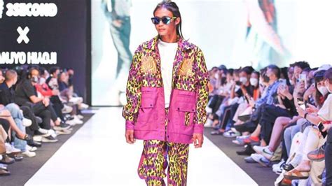 Foto Bonge Citayam Fashion Week Kini Jadi Model Brand Lokal Jf3 2022