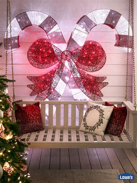 Add Modern Graphic Elements To Your Exterior Holiday Light Display