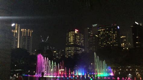 Water Fountain Light Show In Malaysia In Suria Klcc Youtube