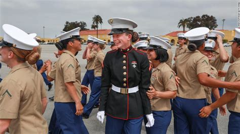 female marines make history in graduation from san diego training facility cnn