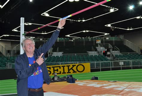 Jul 26, 2021 · salto em altura. Revolucionário para o salto em altura, Dick Fosbury torce ...