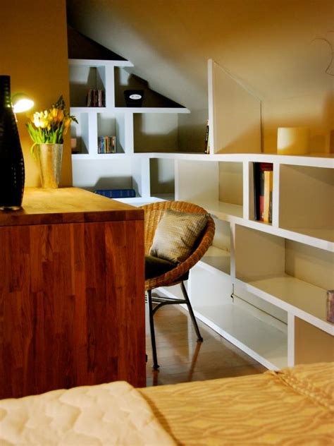 Want a bedroom where you can work and rest? Small-Space Home Offices | HGTV