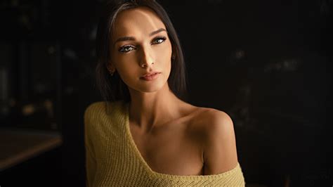 women face model sergey zhirnov kseniya alekseevskaya green eyes bare shoulders portrait
