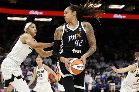 Brittney Griner Reportedly Detained In Russia The Baylor Lariat
