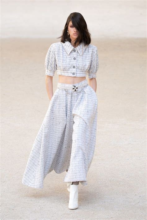 Chanel Resort 2022 Collection Runway Looks Beauty Models And
