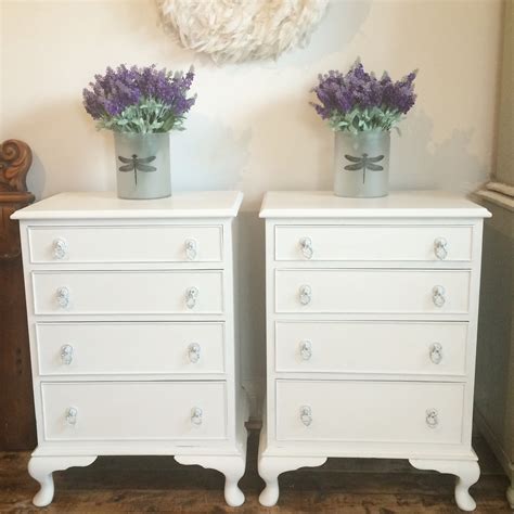 Seriously, it's the best furniture paint!! Lilyfield Life: Painting bedroom furniture white