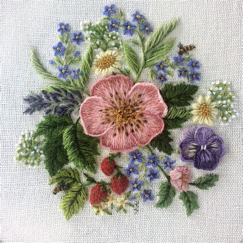 An English Bouquet Crewel Embroidery Kit Etsy 日本