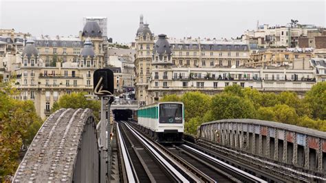Le Nouveau Métro De La Ratp Est énorme Paris Zigzag Insolite And Secret