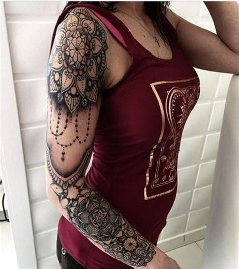 Because our henna tattoos are made with our proprietary fda approved inks, you avoid the risk associated with traditional henna inks. Modern tattooontwerp. Ratna #tattoo #tattoosideas # ...
