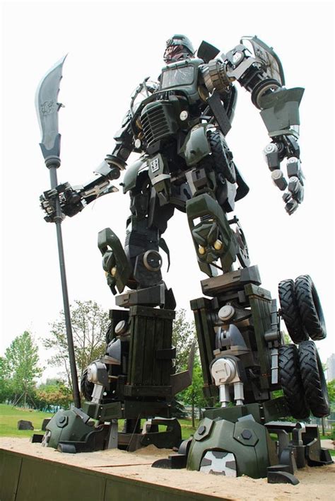 Giant Robots Theoldrobotsorg