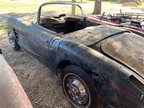 1960 Chevrolet Corvette Likely Sitting For Decades Is A Rough C1 Ready