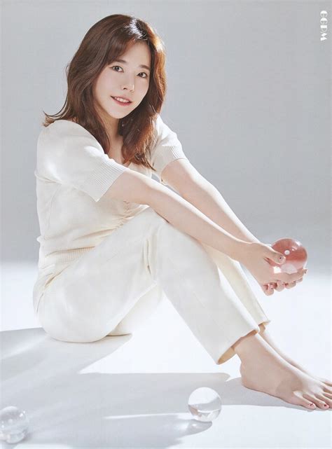 Sunny Girls Generation Oh Gg Season S Greetings 2020 A4 Poster