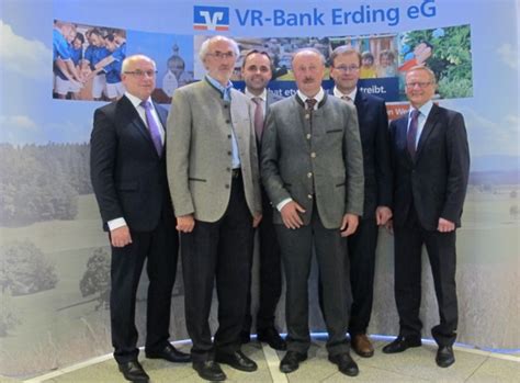 Die perfekte zahlungsart für alle, die was vorhaben. VR-Bank Erding eG Ehrungen Aufsichtsräte