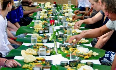 Food Galore At A Kerala Wedding · Fwd Vivah
