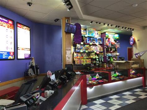 Chuck E Cheese Wilmington Menu Prices And Restaurant Reviews