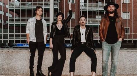Halestorm To Release Reimagined Ep In August Cover Artwork And