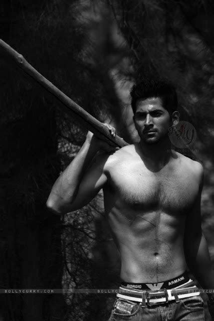 Hot Body Shirtless Indian Bollywood Model Actor Smb On Strike