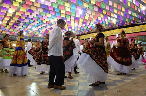 Tradiciones Indígenas Las Velas Istmeñas Gorda En Tobogán