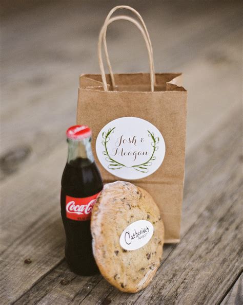 5 Steps For Assembling Welcome Bags That Wow For Wedding Guests