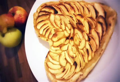 Recette tarte aux pommes : Tarte aux pommes facile - La recette facile par Toqués 2 ...