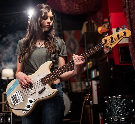Female Guitarist Female Musicians Hippie Rock Fender Bass Guitar
