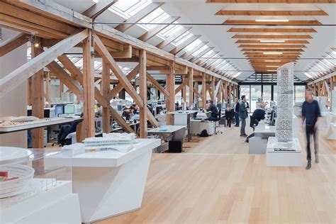 An Inside Look At The Offices Of Zaha Hadid Renzo Piano And More Curbed
