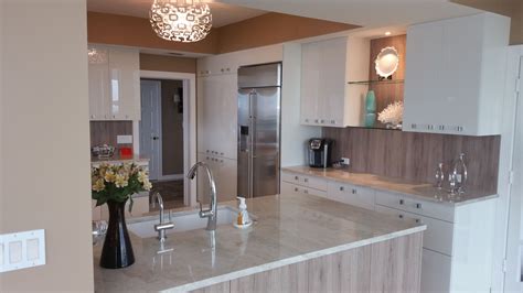 For custom kitchen cabinets, homeowners and home improvement professionals in naples, florida, and nearby areas turn to allikristé. Royalkitchens.co Naples FL | Kitchen cabinet remodel ...